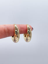 Load image into Gallery viewer, 18k Gold Filled Chunky Long Smooth Tear Drop Huggie Earring
